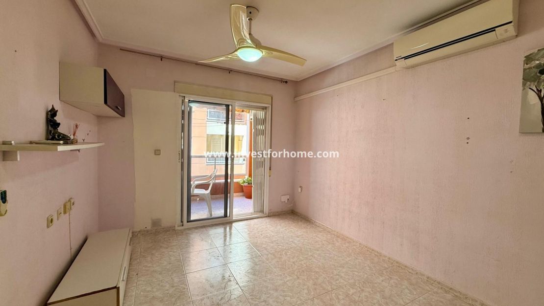 Sale - Apartment - Torrevieja - Playa de los Locos