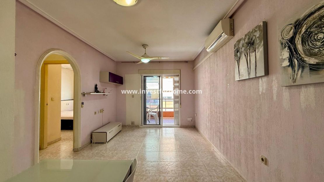 Sale - Apartment - Torrevieja - Playa de los Locos