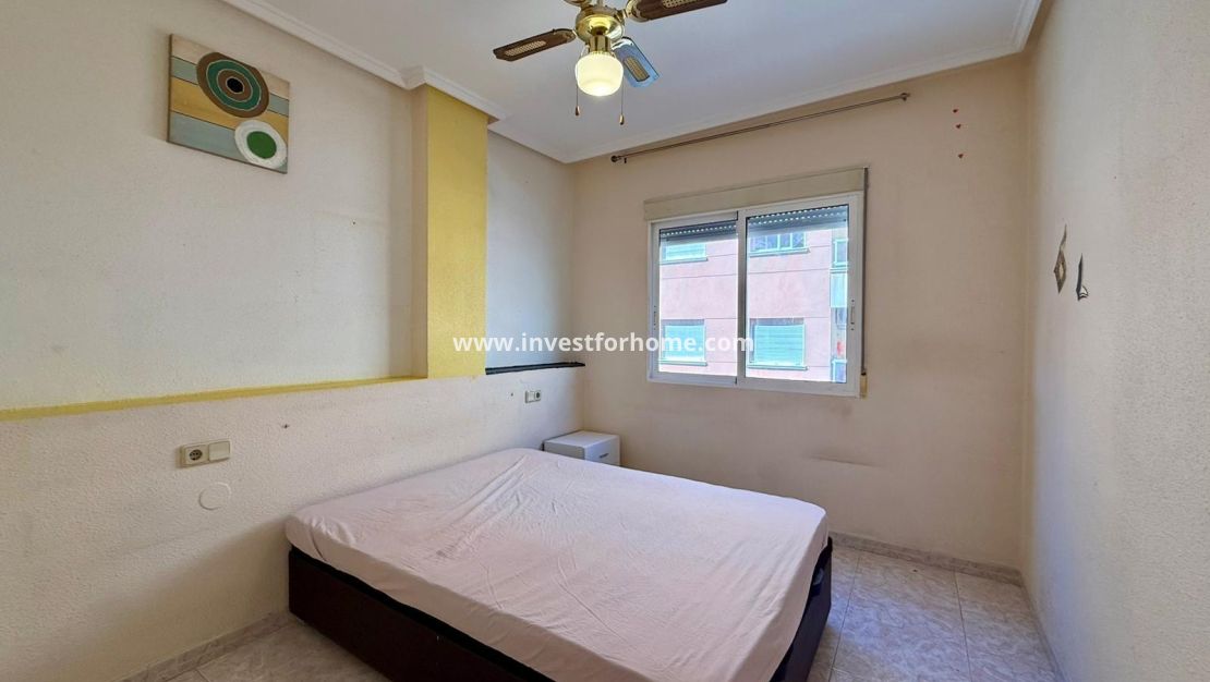 Sale - Apartment - Torrevieja - Playa de los Locos