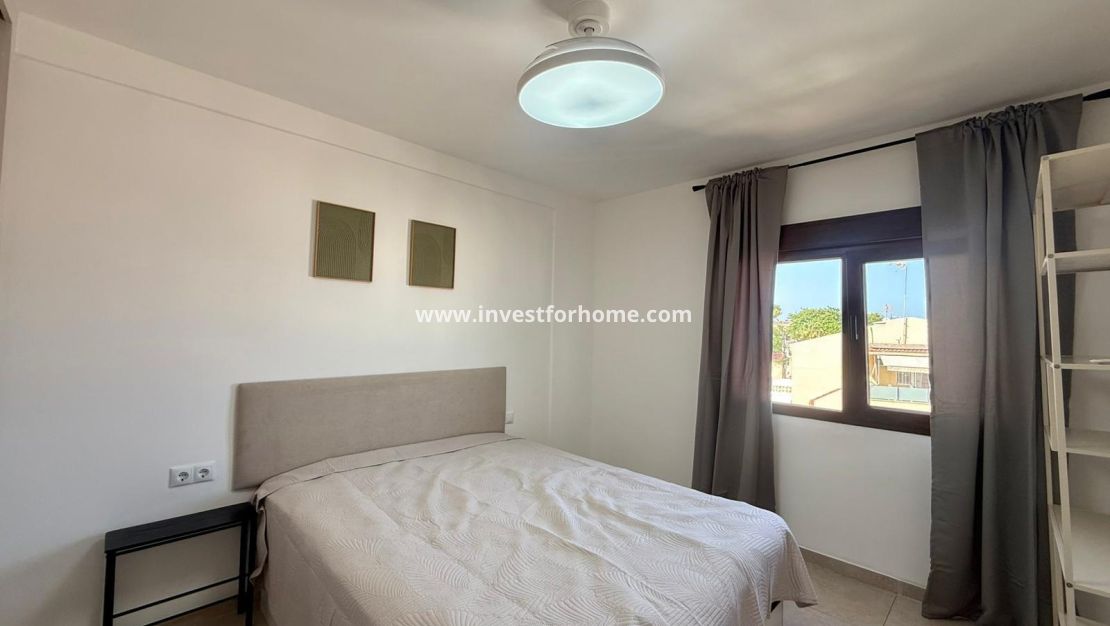 Sale - Apartment - Torrevieja - Playa de los Locos