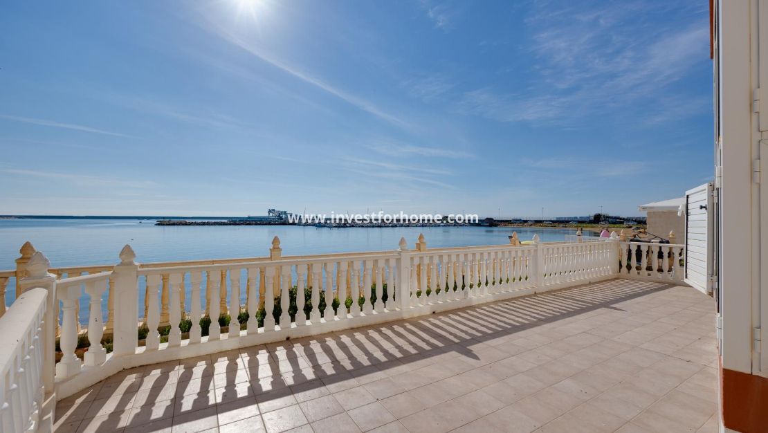 Sale - Apartment - Torrevieja - Playa del Acequión
