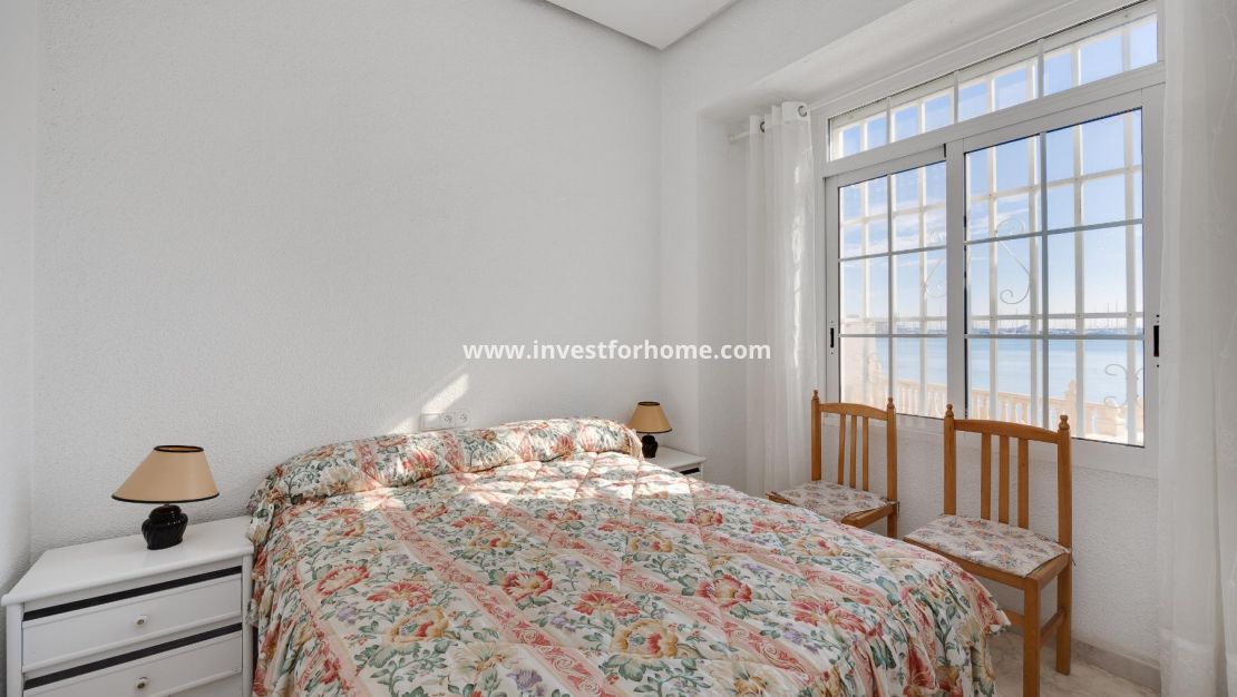Sale - Apartment - Torrevieja - Playa del Acequión
