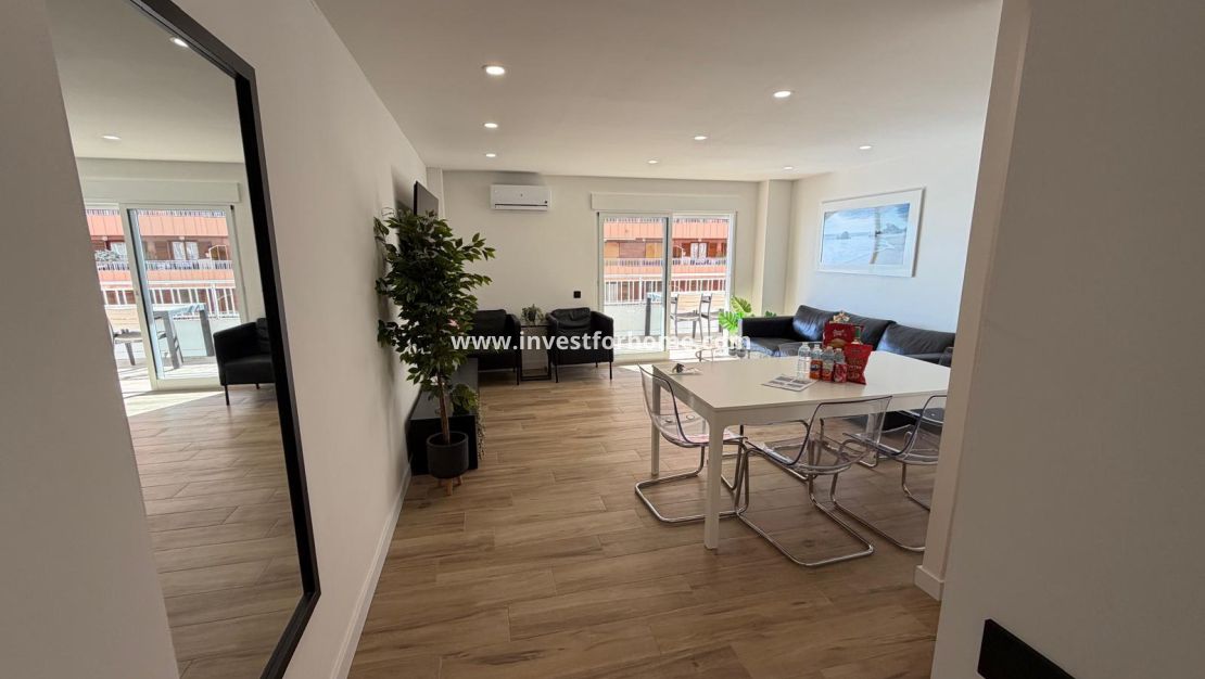 Sale - Apartment - Torrevieja - Playa del Acequión