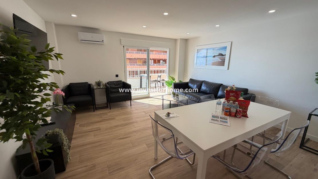 Sale - Apartment - Torrevieja - Playa del Acequión