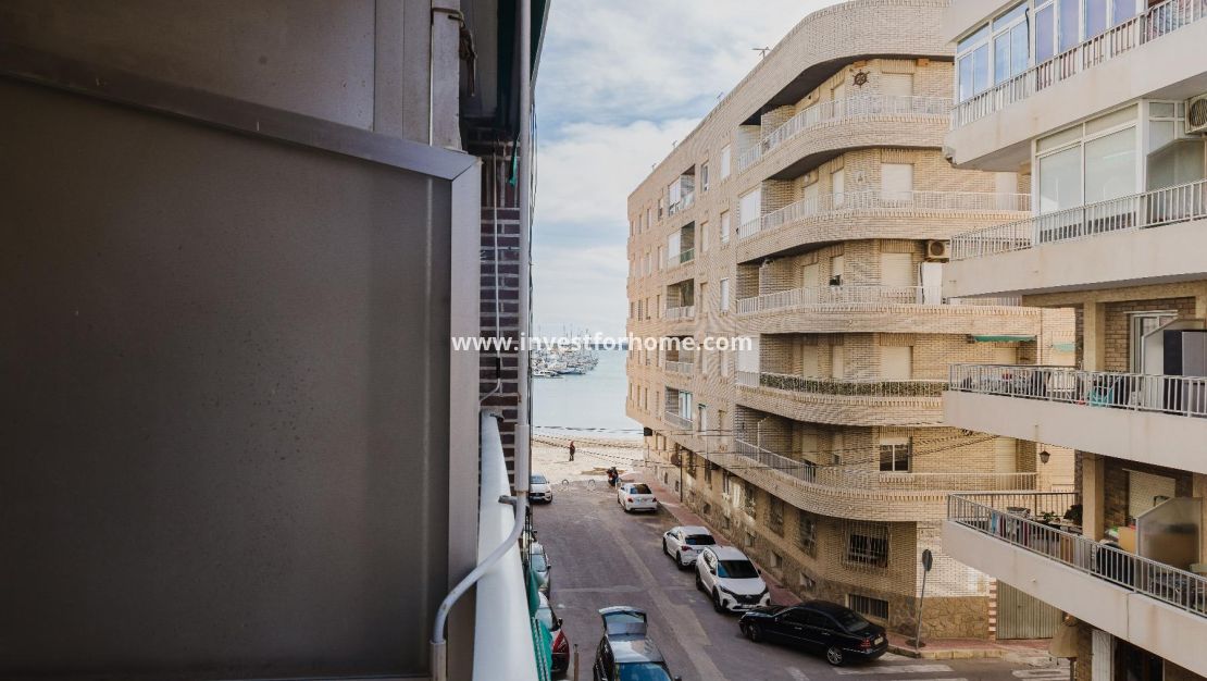 Sale - Apartment - Torrevieja - Playa del Acequión