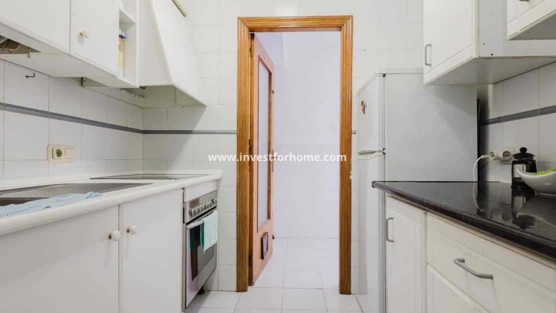 Sale - Apartment - Torrevieja - Playa del Acequión