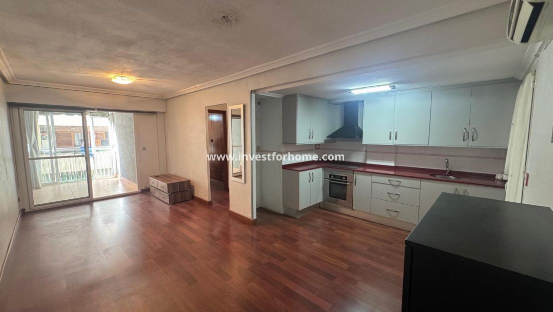 Sale - Apartment - Torrevieja - Playa del Acequión