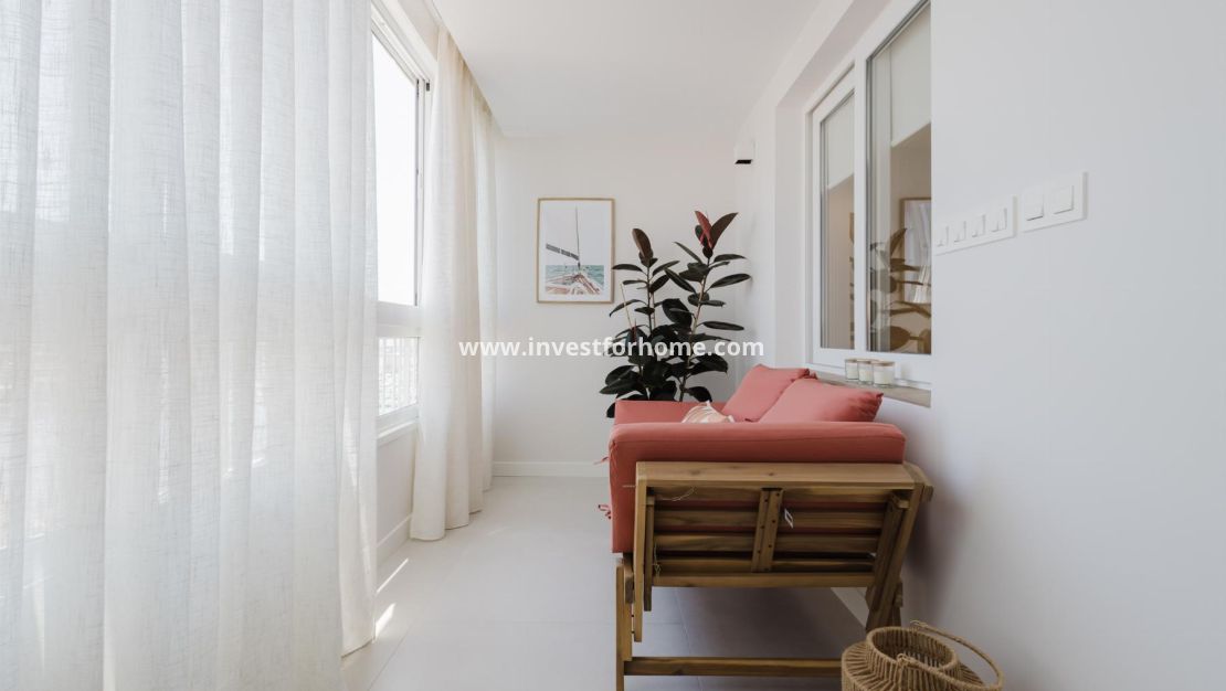 Sale - Apartment - Torrevieja - Playa del Acequión