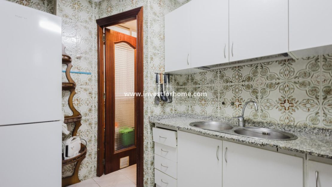 Sale - Apartment - Torrevieja - Playa del Acequión