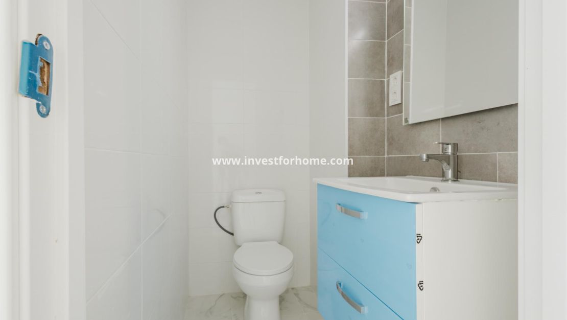 Sale - Apartment - Torrevieja - Playa del Acequión