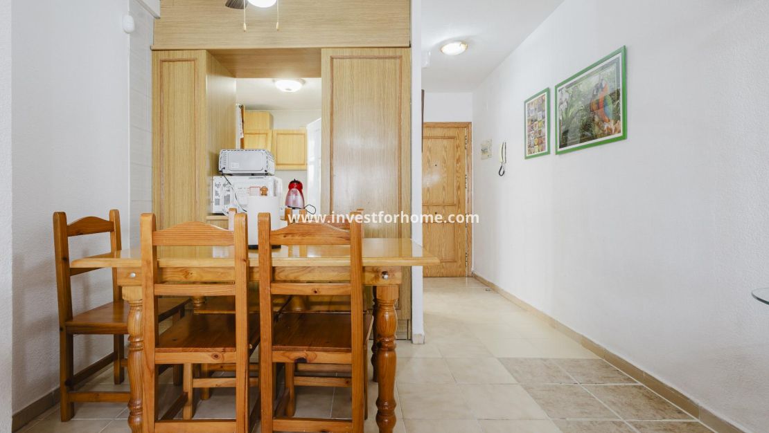 Sale - Apartment - Torrevieja - Playa del Acequión