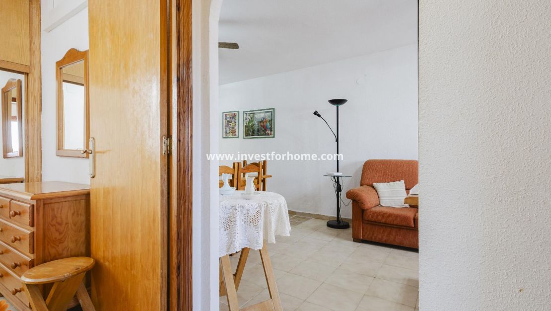 Sale - Apartment - Torrevieja - Playa del Acequión