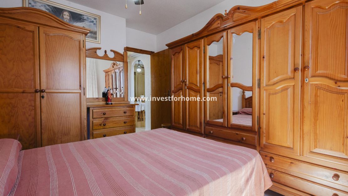 Sale - Apartment - Torrevieja - Playa del Acequión