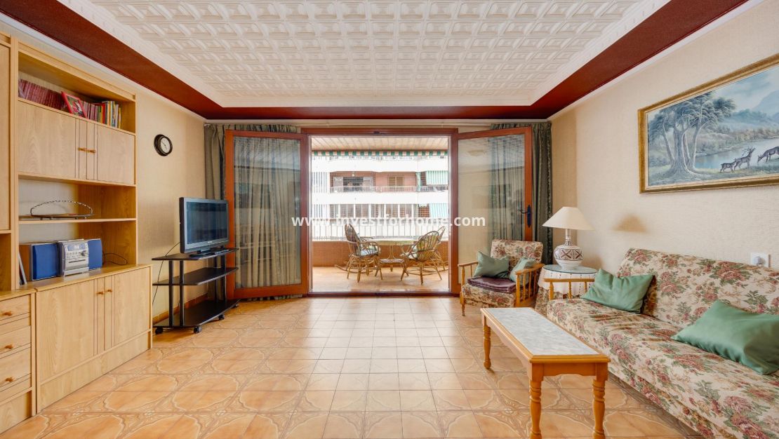 Sale - Apartment - Torrevieja - Playa del Acequión