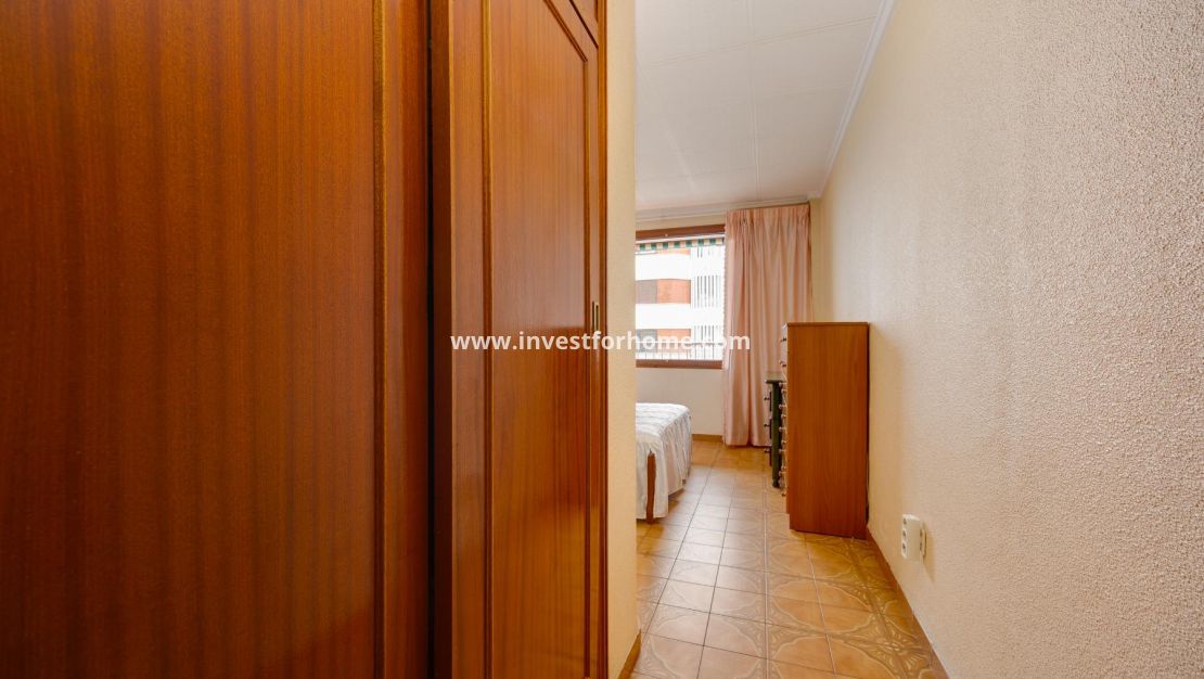 Sale - Apartment - Torrevieja - Playa del Acequión