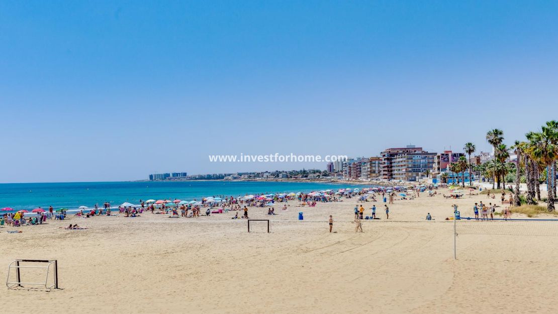 Sale - Apartment - Torrevieja - Playa del Acequión