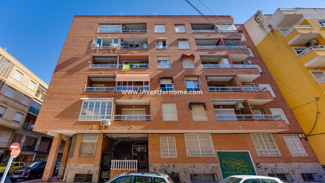 Sale - Apartment - Torrevieja - Playa del Acequión