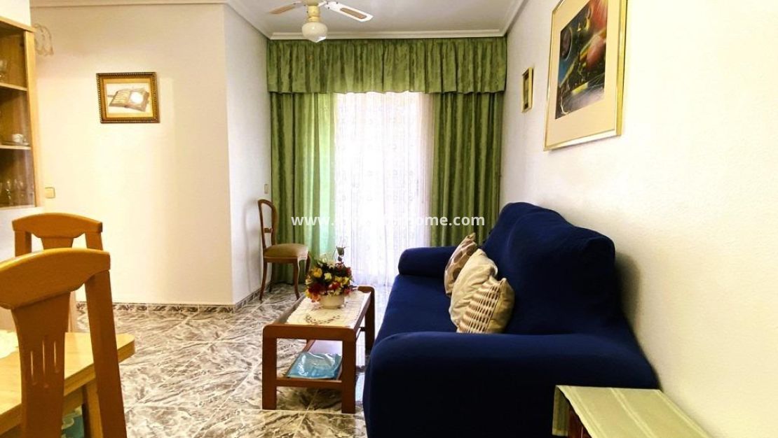 Sale - Apartment - Torrevieja - Playa del Cura