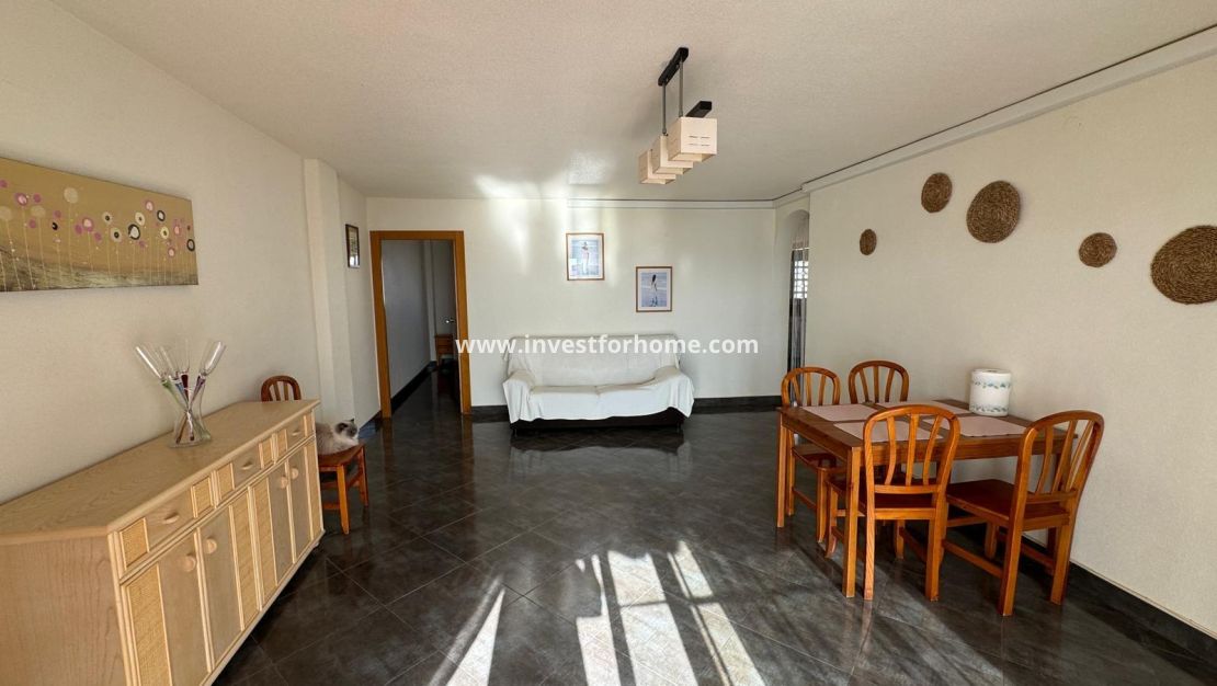 Sale - Apartment - Torrevieja - Playa del Cura