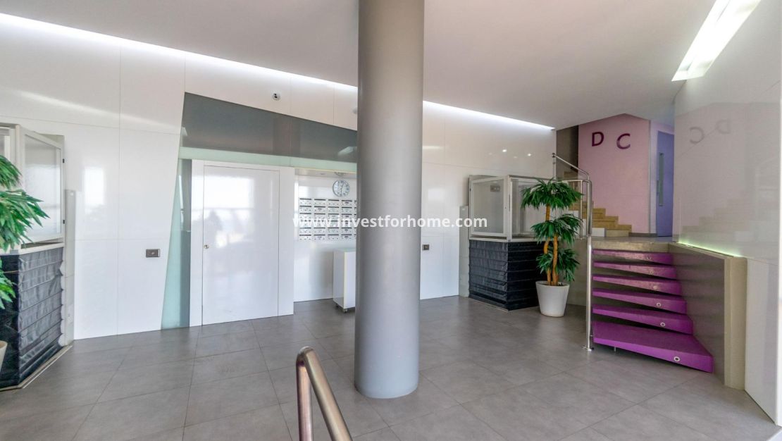 Sale - Apartment - Torrevieja - Playa del Cura