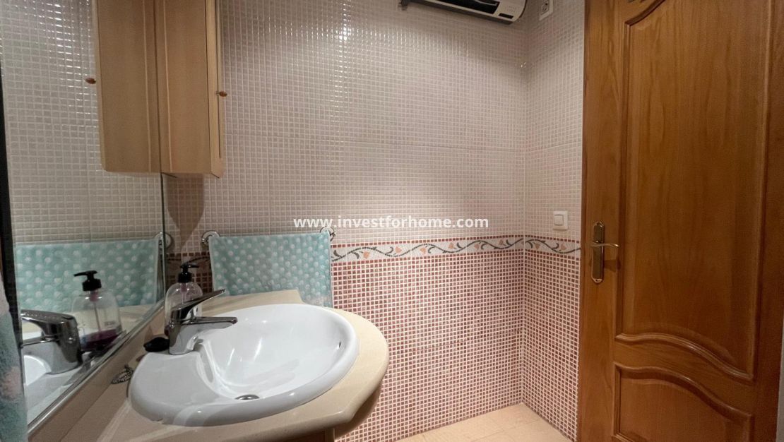 Sale - Apartment - Torrevieja - Playa del Cura