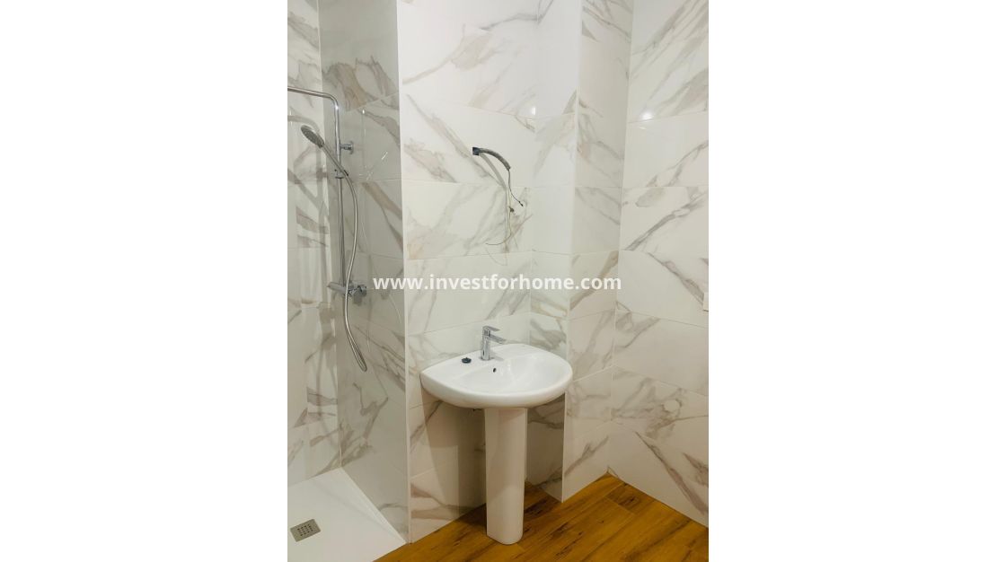 Sale - Apartment - Torrevieja - Playa del Cura