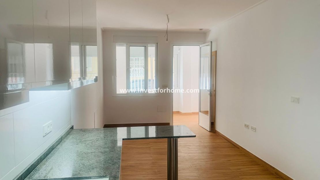 Sale - Apartment - Torrevieja - Playa del Cura