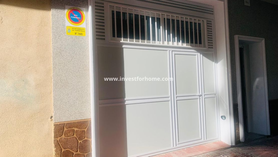 Sale - Apartment - Torrevieja - Playa del Cura