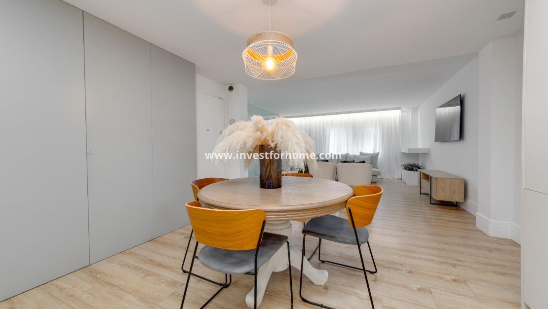 Sale - Apartment - Torrevieja - Playa del Cura