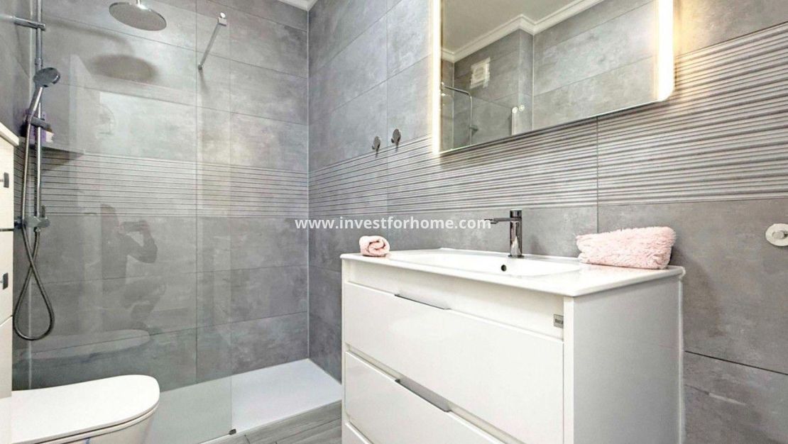 Sale - Apartment - Torrevieja - Playa del Cura