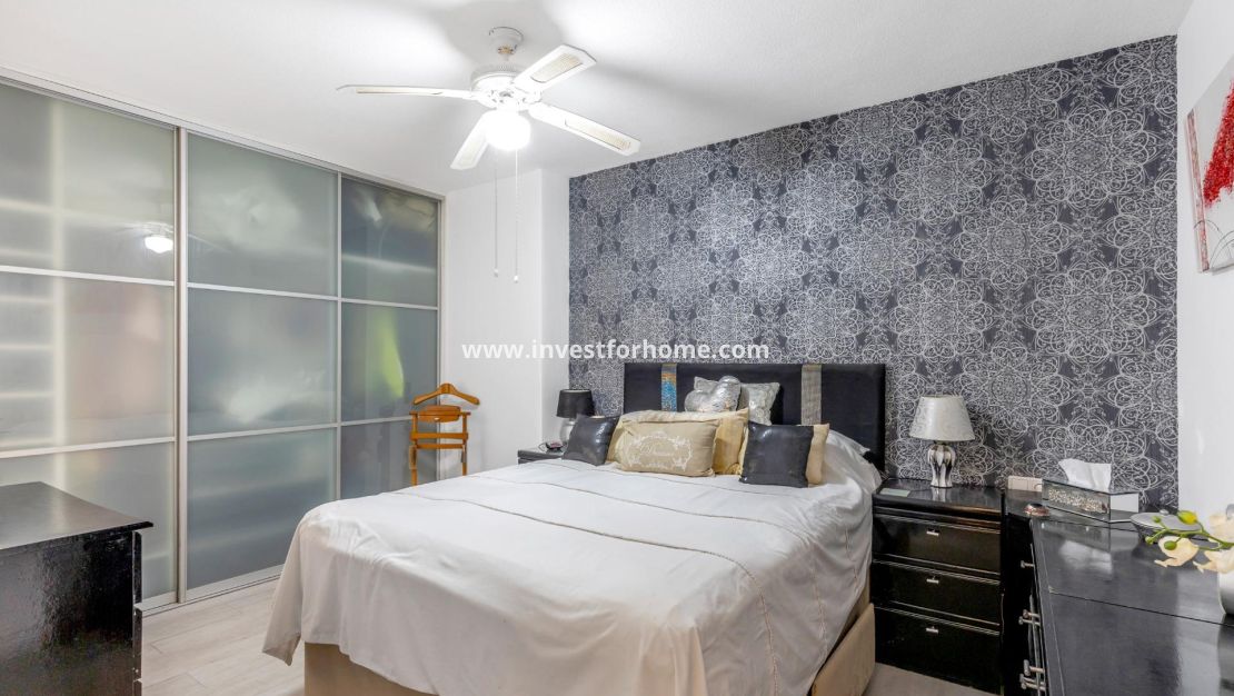 Sale - Apartment - Torrevieja - Playa del Cura