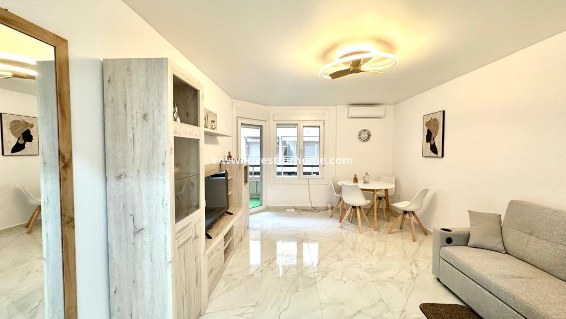 Sale - Apartment - Torrevieja - Playa del Cura