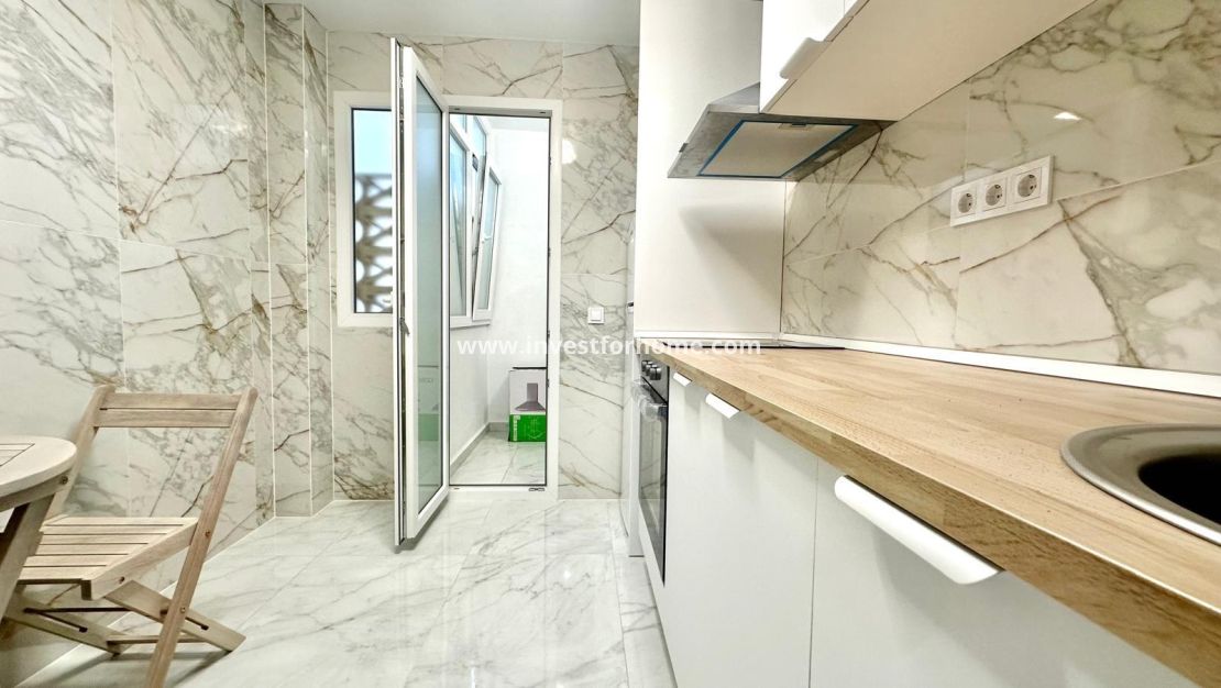 Sale - Apartment - Torrevieja - Playa del Cura