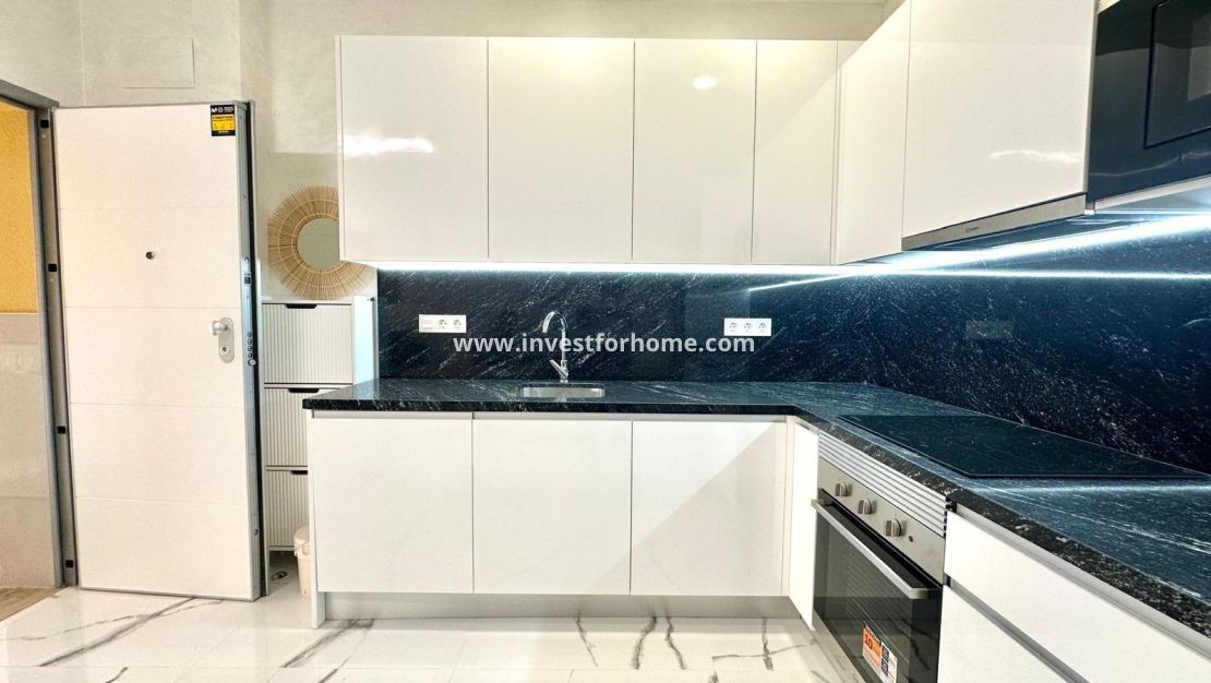 Sale - Apartment - Torrevieja - Playa del Cura