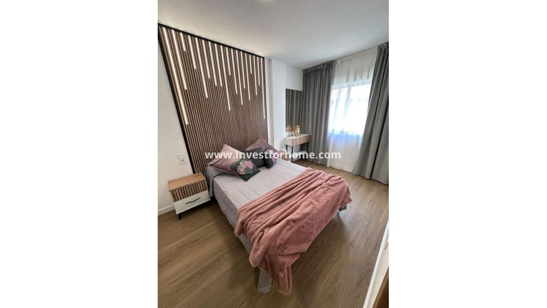 Sale - Apartment - Torrevieja - Playa del Cura