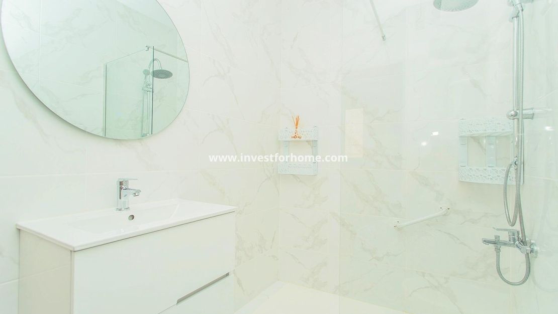 Sale - Apartment - Torrevieja - Playa del Cura