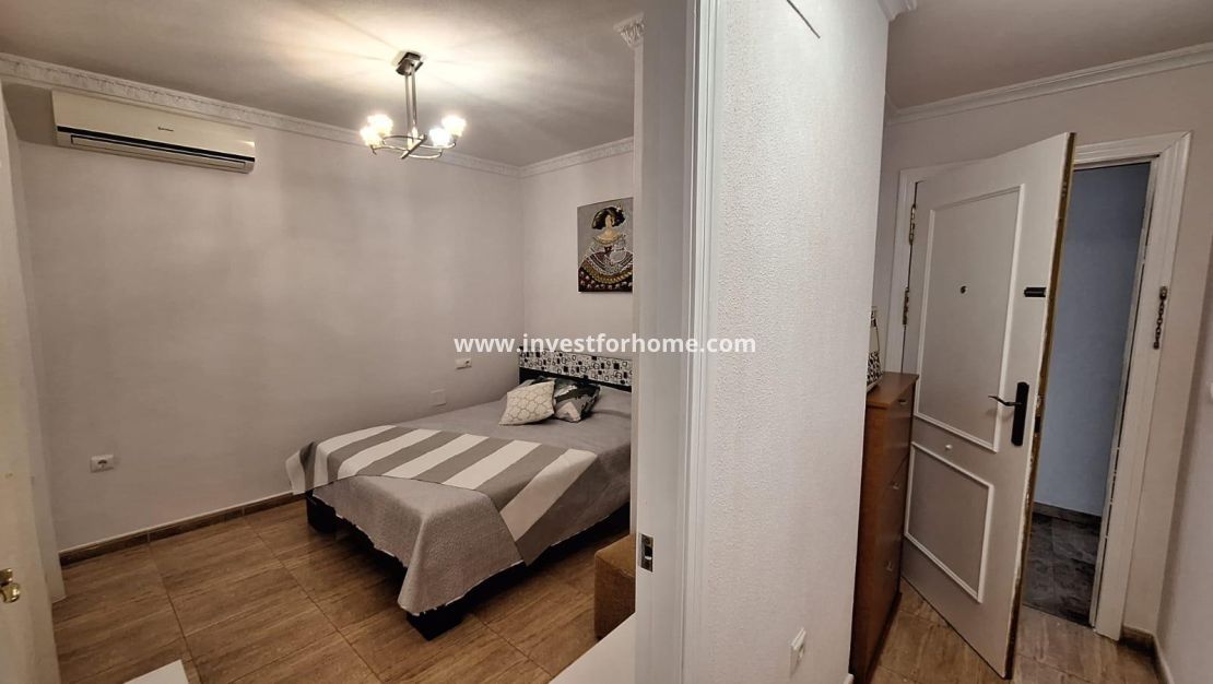 Sale - Apartment - Torrevieja - Playa del Cura