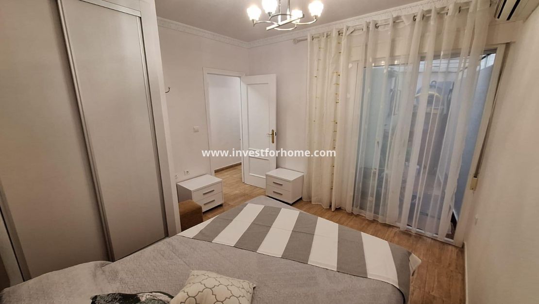 Sale - Apartment - Torrevieja - Playa del Cura