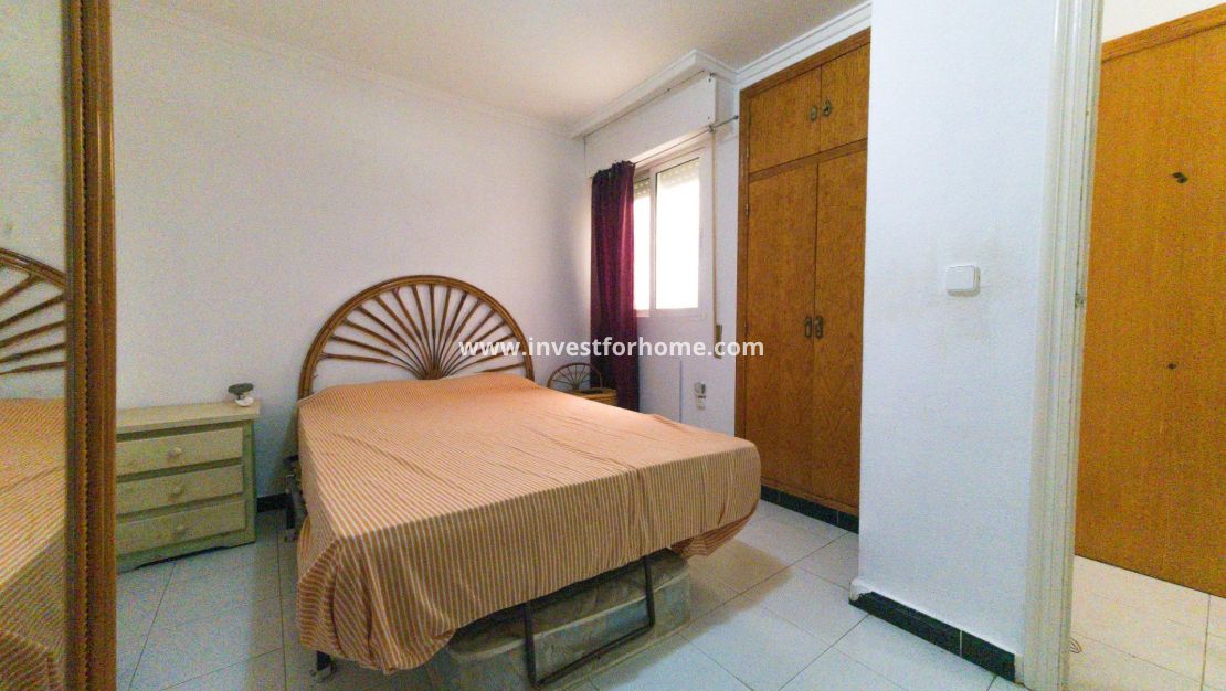 Sale - Apartment - Torrevieja - Playa del Cura