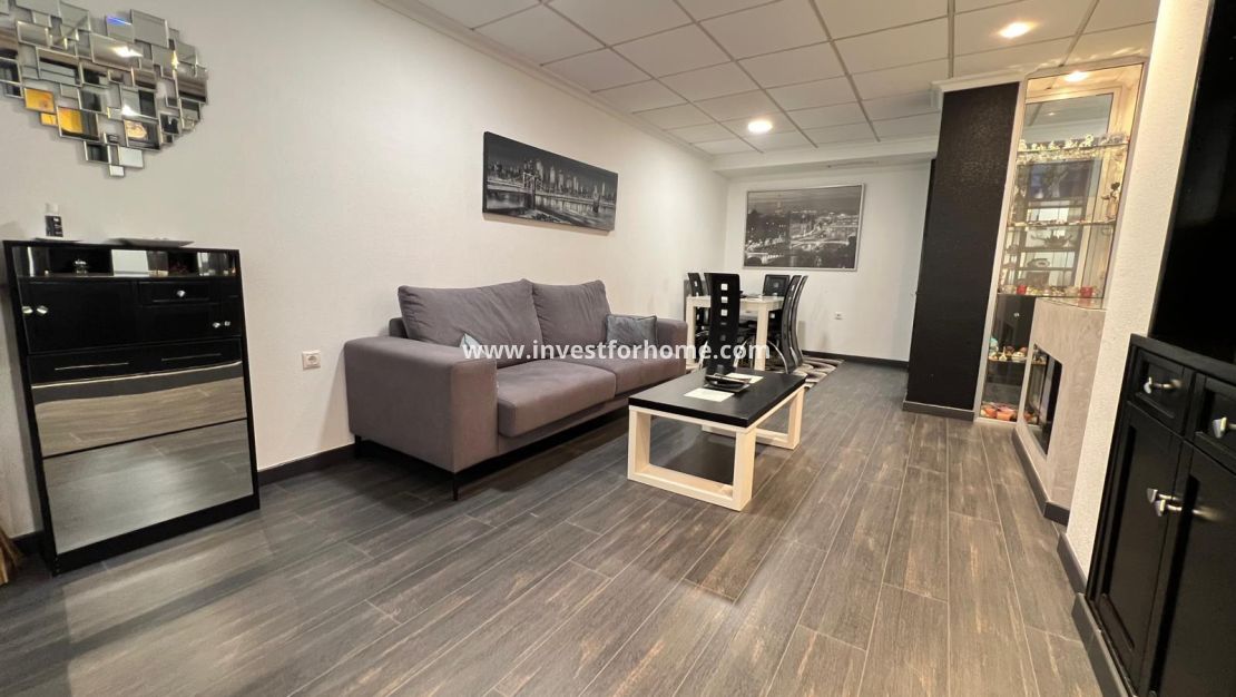 Sale - Apartment - Torrevieja - Playa del Cura