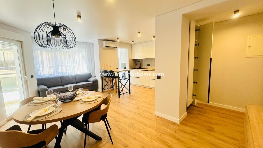 Sale - Apartment - Torrevieja - Playa del Cura