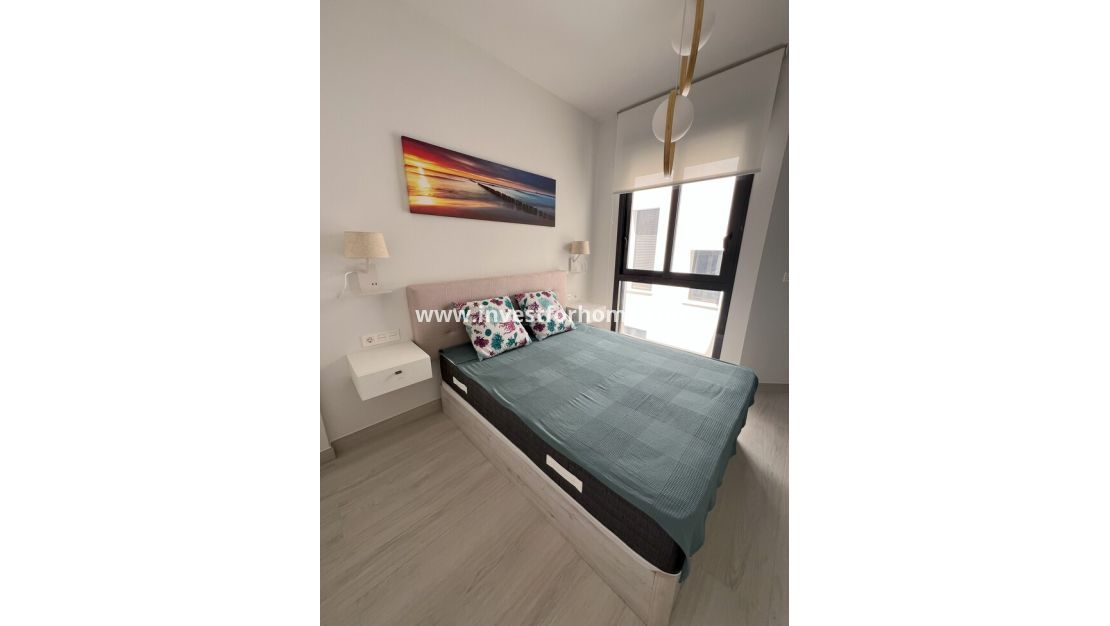 Sale - Apartment - Torrevieja - Playa del Cura