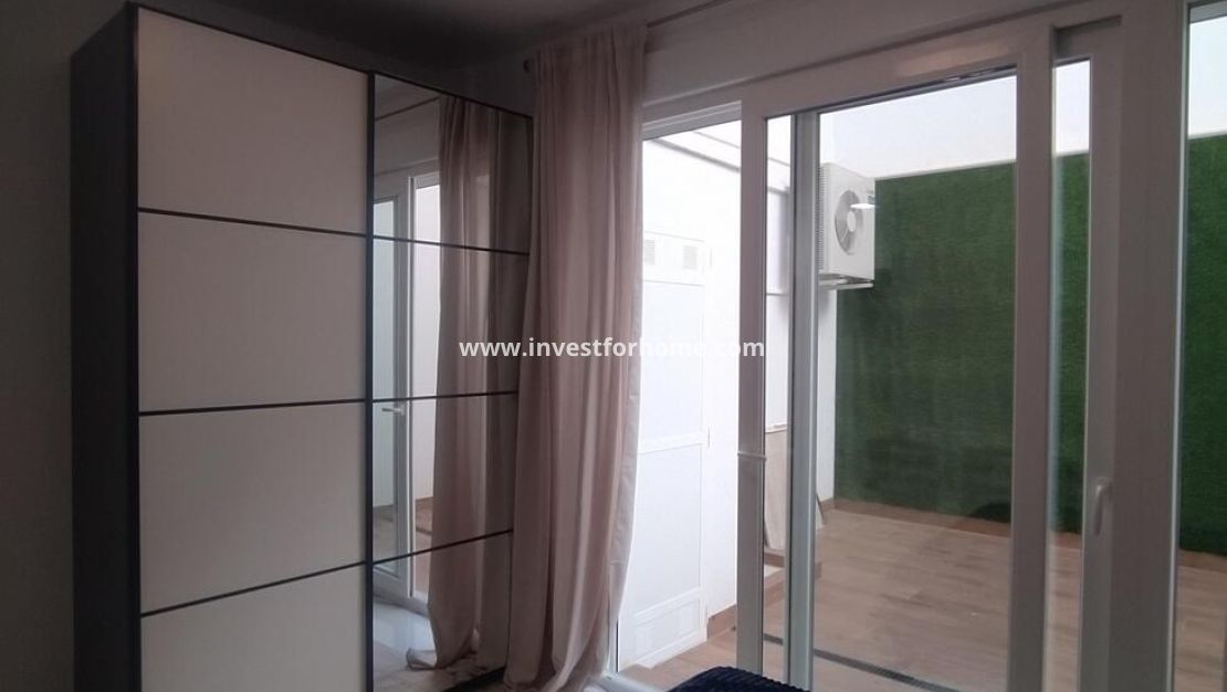 Sale - Apartment - Torrevieja - Playa del Cura