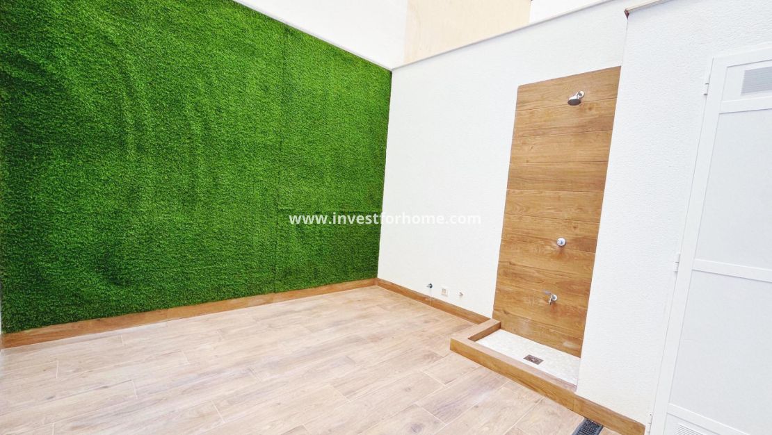 Sale - Apartment - Torrevieja - Playa del Cura