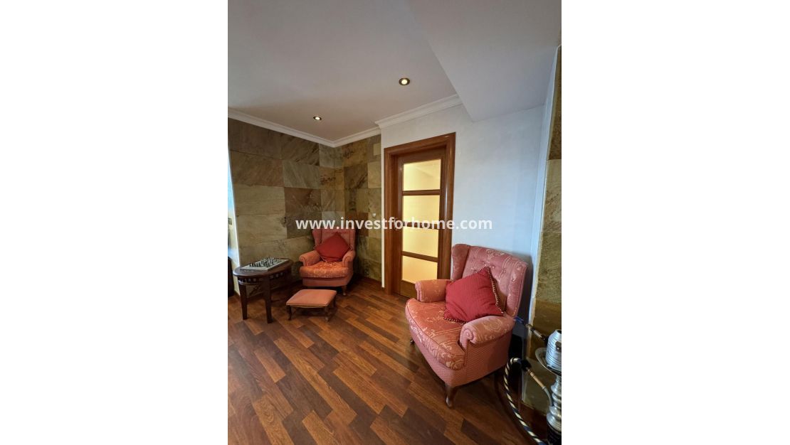 Sale - Apartment - Torrevieja - Playa del Cura