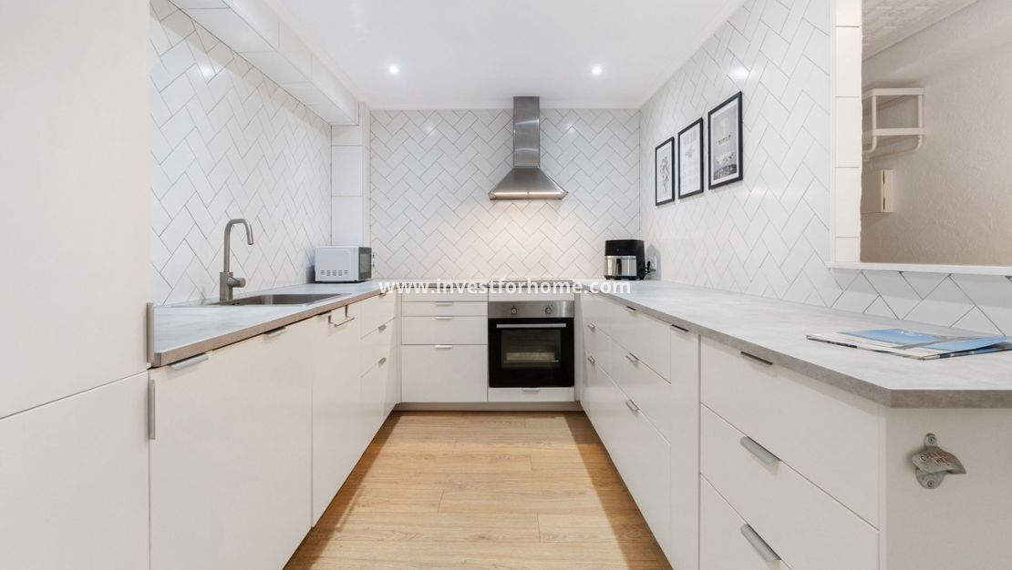 Sale - Apartment - Torrevieja - Playa del Cura