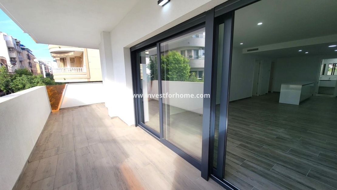 Sale - Apartment - Torrevieja - Playa del Cura