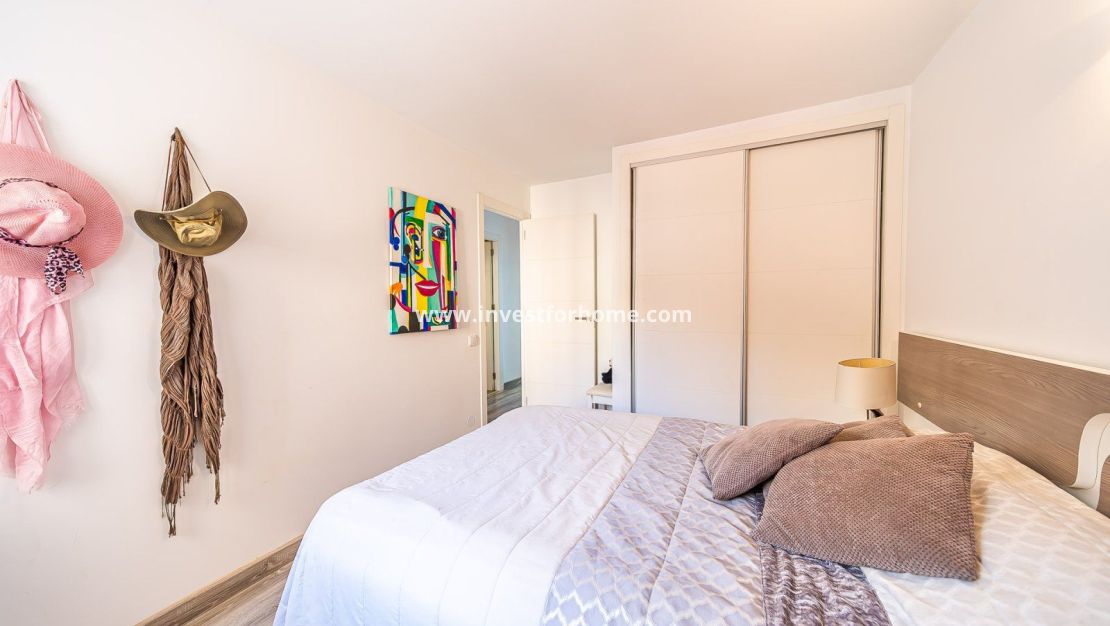 Sale - Apartment - Torrevieja - Playa del Cura