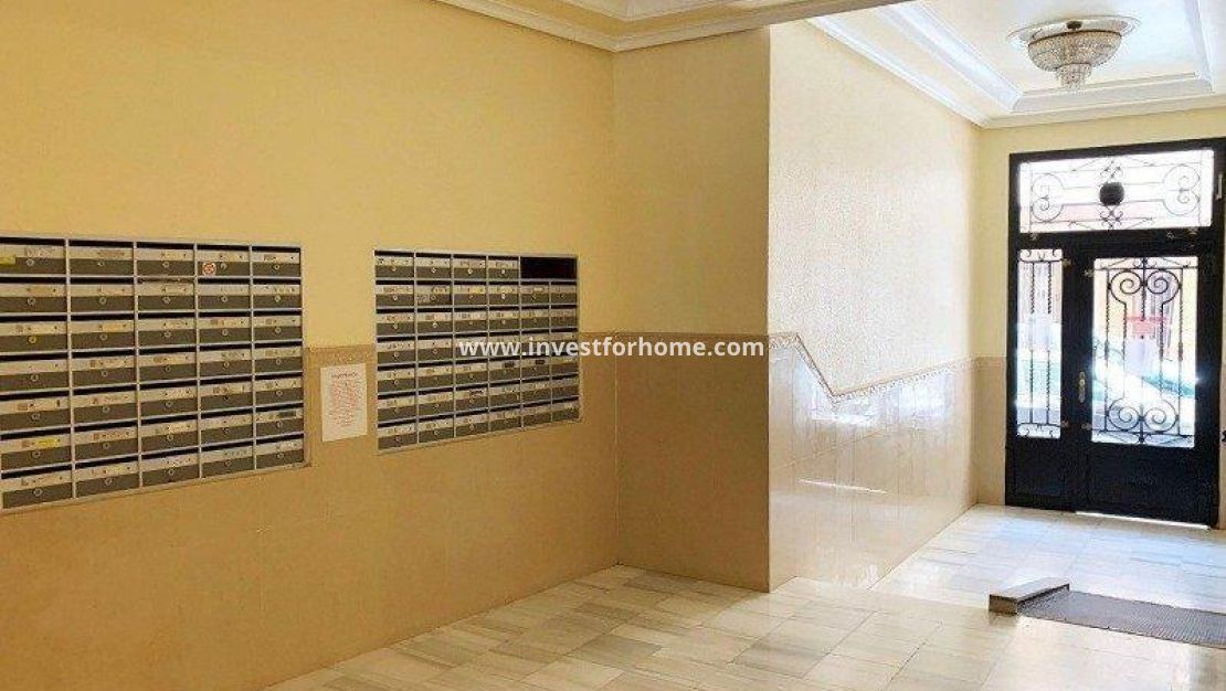 Sale - Apartment - Torrevieja - Playa del Cura