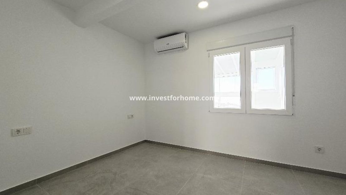 Sale - Apartment - Torrevieja - Playa del Cura